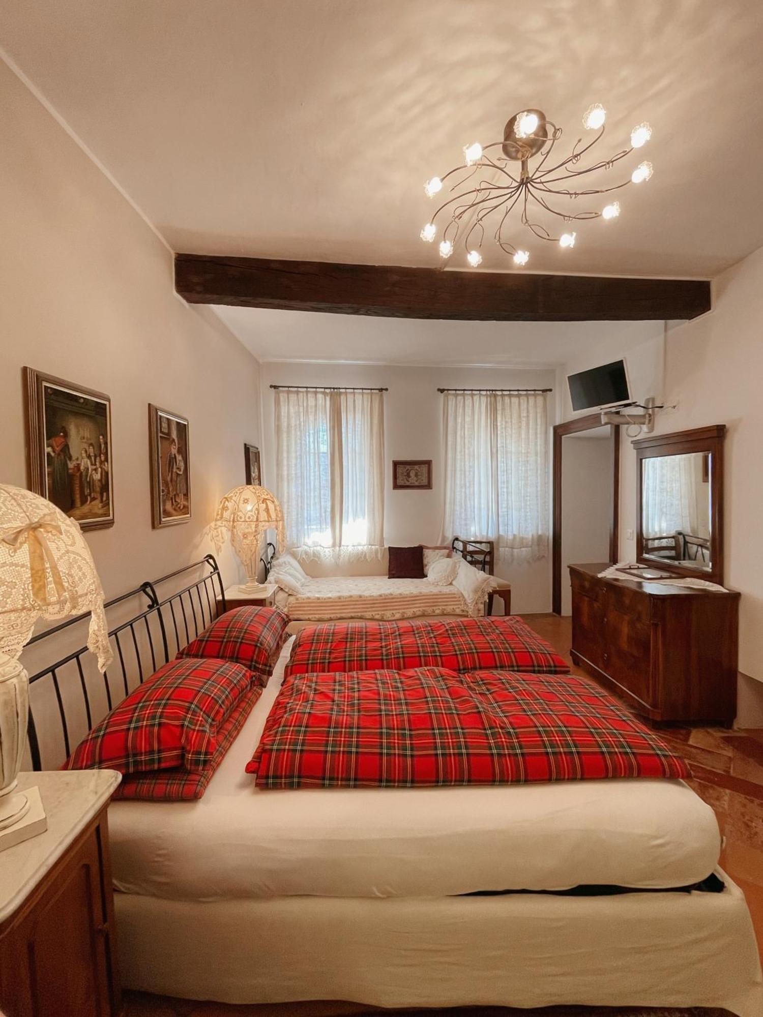 Grotto Flora B&B Chambres De Charme Bigogno Exterior photo